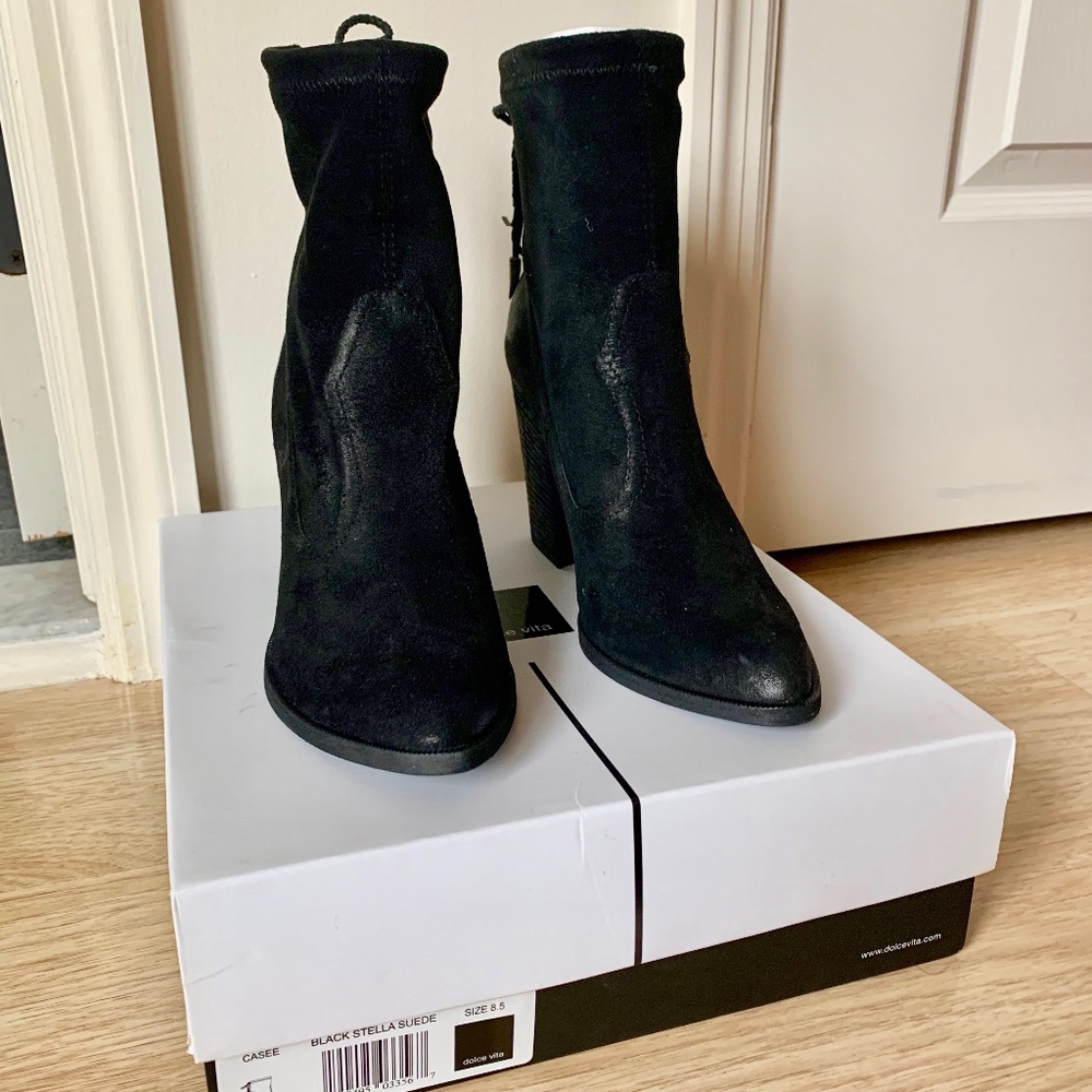 NWT Dolce Vita Black Suede Boots